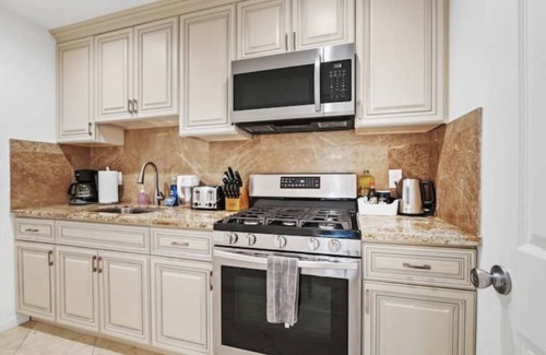 Hacienda Heights Apartamento | The Luxury ZenScape Retreat Private Suite