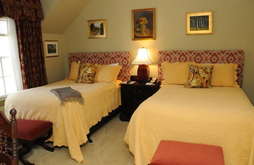 Lyme Center Hotel | The Lyme Inn