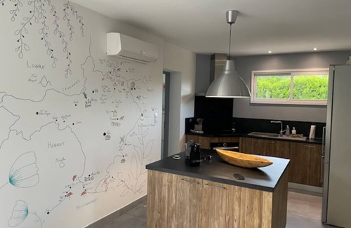 Saint-Marcel-de-Careiret Casa | Mapokia villa con aire acondicionado y piscina privada climatizada cerca de Uzès.