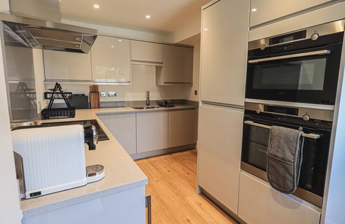 Newland Near Ulverston Casa | The Mabel Suite Stone Cross Mansion