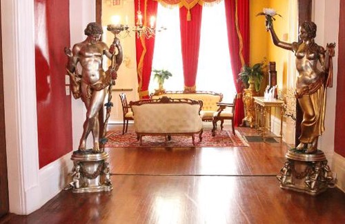 Lower Garden District Hotel | The Magnolia Mansion
