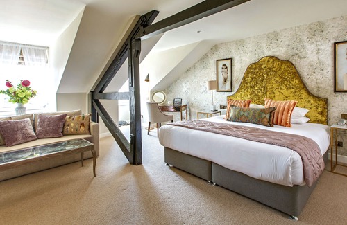 Norwich Hotel | The Maids Head Hotel