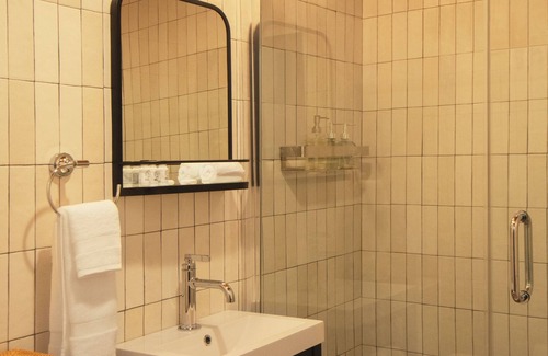 Mid-City Hotel | The Maidstone New Orleans