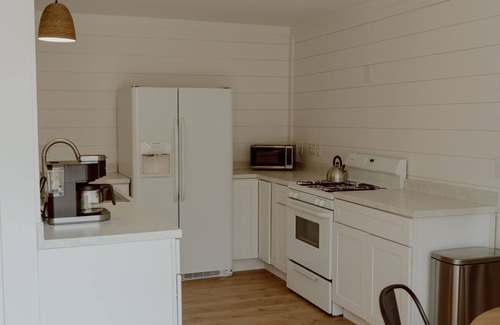Lexington Apartamento | The Main Hen House, trendy downtown Main St location, walk to everything!