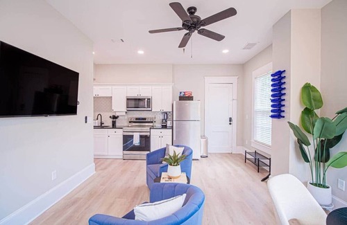 Marietta Apartamento | The Maison at Marietta Square - NO CLEANING FEES!