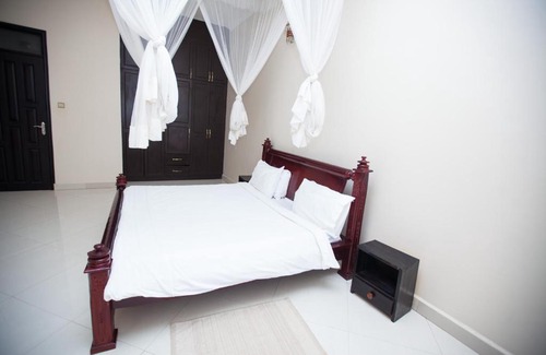 Kampala Casa | The Maisonette