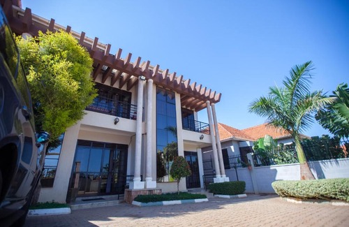 Kampala Casa | The Maisonette