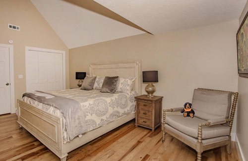 Sevierville Chalet De Esquí | The Majestic - This gorgeous home is 9 bedroom 9½ bath decorated with luxury in mind.