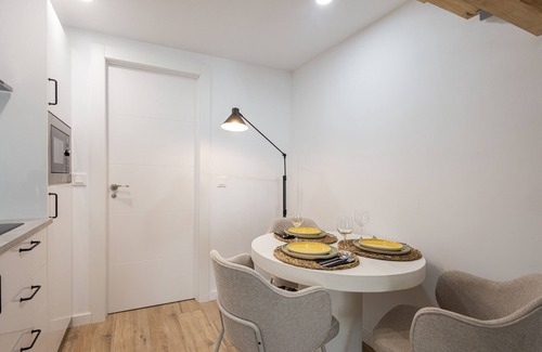 Malilla Apartamento | The Malilla Apartment 15 by Florit Flats
