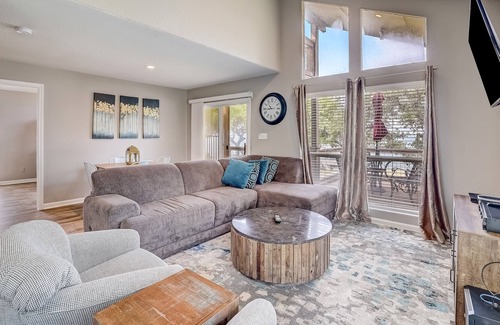 Burnet Casa | The Mallard on Lake Buchanan Dam | House in Burnet