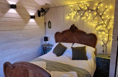 Moreton Apartamento | The Malvern Hills, Courtyard Cabins, Barbara Cabin