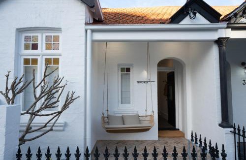 Manly Casa | The Manly House - 100 steps from Manly Beach