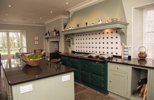 Bodmin Casa | The Manor House at Boconnion w/ Heated Pool + Tennis Court
