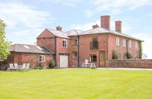 Loppington Casa | The Manor House at Kenwick Lodge