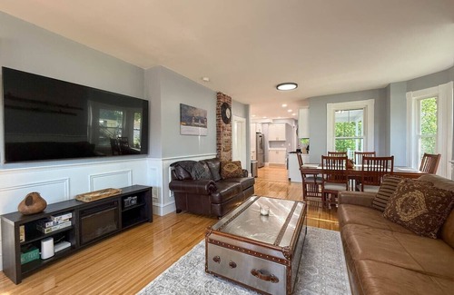 Conway Casa | The Manor on Main | Hot Tub, Pond Access, 5 Bedrms