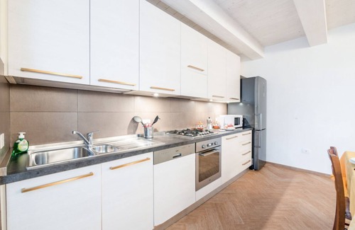 Fano Apartamento | The Marina Apt at 300m from the sea! Patio & Parking