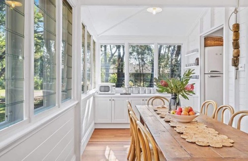 Callala Bay Casa | 'The Mariner' Jervis Bay Waterfront Beach House