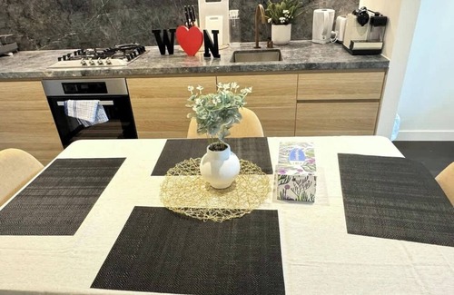 West Melbourne Apartamento | The Marker - Absolute Beauty in CBD with parking