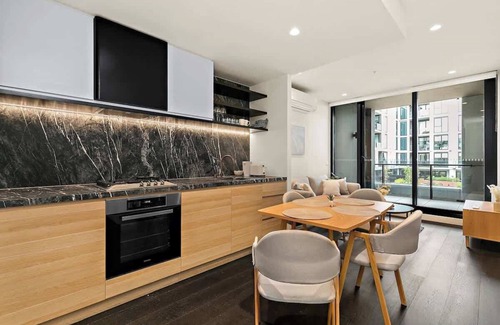 West Melbourne Apartamento | The Marker - Modern CBD Lifestyle Apt with parking
