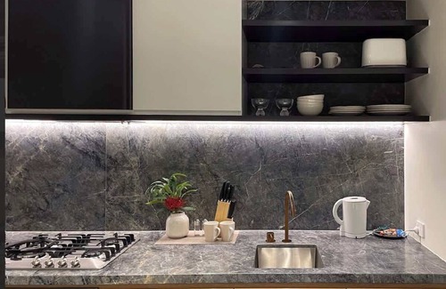 West Melbourne Apartamento | The Marker - West Melbourne Home Base with parking