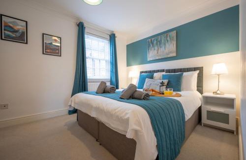 Canterbury Casa | The Marlowe - Beautiful house in the heart of Canterbury with Free Parking