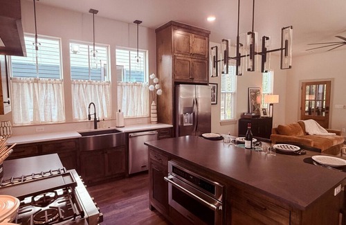 Wheatland Casa | The Marmont at Selah - 2 Bed, 2.5 Bath - Close to OU Campus