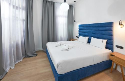 Thessaloniki City Centre Apartamento | The Maroon Bottle Luxury Suites