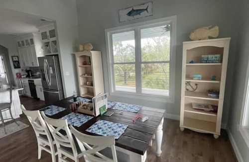 Edisto Island Casa | The Marshpad, surrounded by nature, mins to beach in gated community