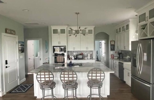 Edisto Island Casa | The Marshpad, surrounded by nature, mins to beach in gated community