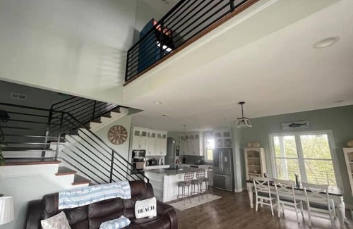 Edisto Island Casa | The Marshpad, surrounded by nature, mins to beach in gated community