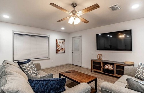 North by Northwest Casa | The Maven - 3BR/2BA - New Home
