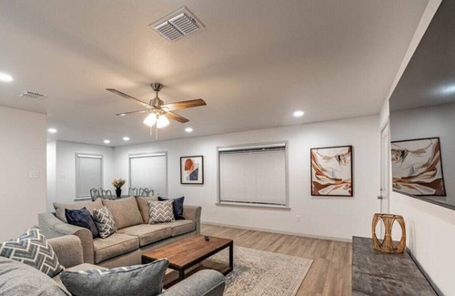 North by Northwest Casa | The Maven - 3BR/2BA - New Home