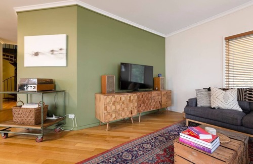 Kensington Apartamento | The Mawbey An Urban Top floor Industrial Loft