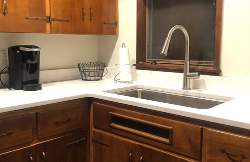 Waynesville Cabaña | The Mayor's Cottage -- Cozy cottage in downtown with easy access to everything