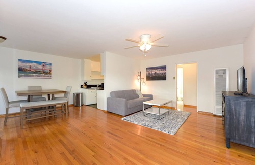 Mar Vista Apartamento | The Mclaughlin 3