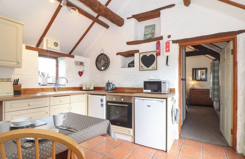 Pelynt Cabaña | THE MEALHOUSE, pet friendly, character holiday cottage in Pelynt