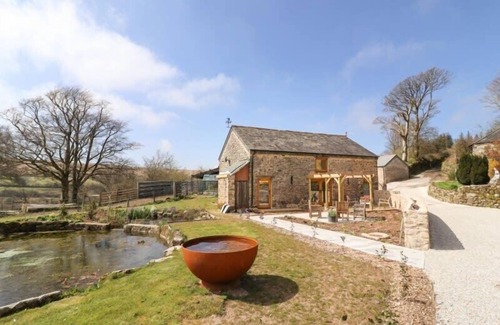 Yelverton Casa | The Meeting House Sum