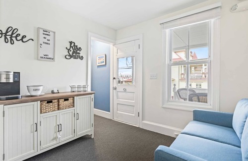 Ocean Grove Casa | The Melrose, 3A - Queen Bed & Bath: Romantic Getaway, Steps from the Beach, Cozy