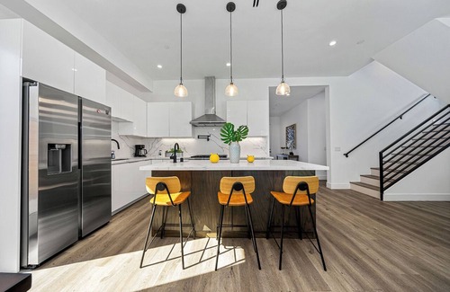 Fairfax District Casa | The Melrose Hollywood