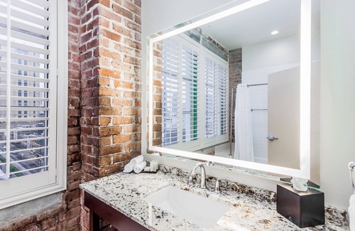 Central Business District Hotel | The Mercantile Hotel New Orleans