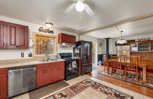 Meredith Casa | The Meredith Village House Downtown ~ Se aceptan mascotas