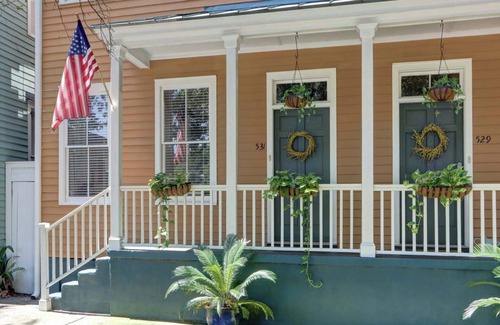 Beach Institute Apartamento | The Mermaid Cove | Walk to River + Private Patio