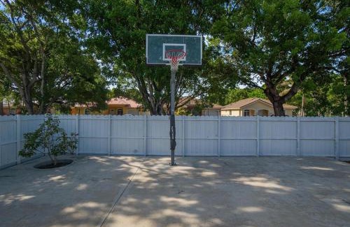 Miami Gardens Casa | The Miami Gardens Getaway
