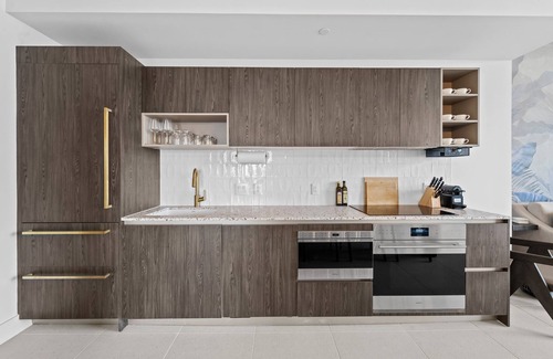 Overtown Condominio | The Miami Penthouse - 51st Floor Luxury 3 Bedroom Condo with Breathtaking Views