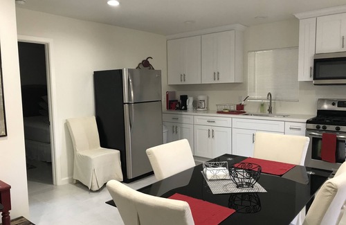 Valley Glen Casa | The Mickey Mouse House on Murietta