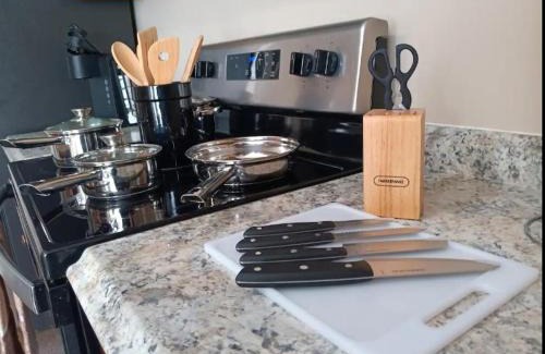 Providence Apartamento | The Micro-Loft at Mt Pleasant New 2BR APT Parking