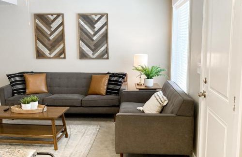 Garden City Casa | The Midnight Garden