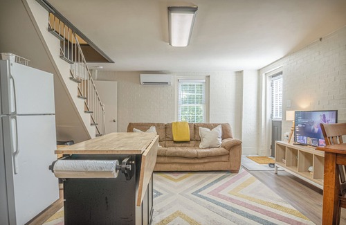 Columbus Casa | The Midtown Cozy Nook - Near Fort Moore
