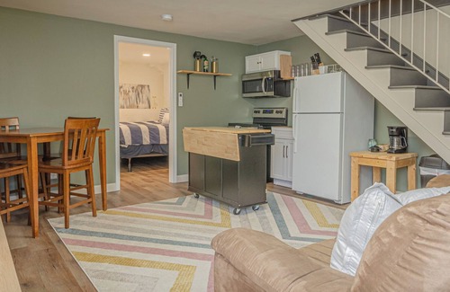 Columbus Casa | The Midtown Cozy Nook - Near Fort Moore
