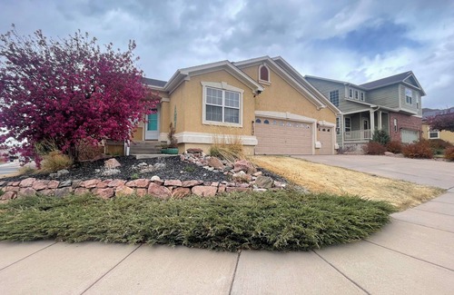 Northeast Colorado Springs Casa | The Mile High Oasis